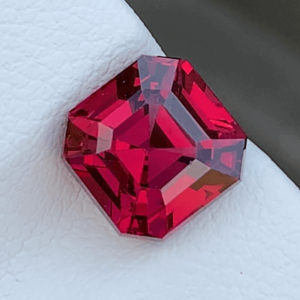 3.1 Carat Garnet Loose Gemstone